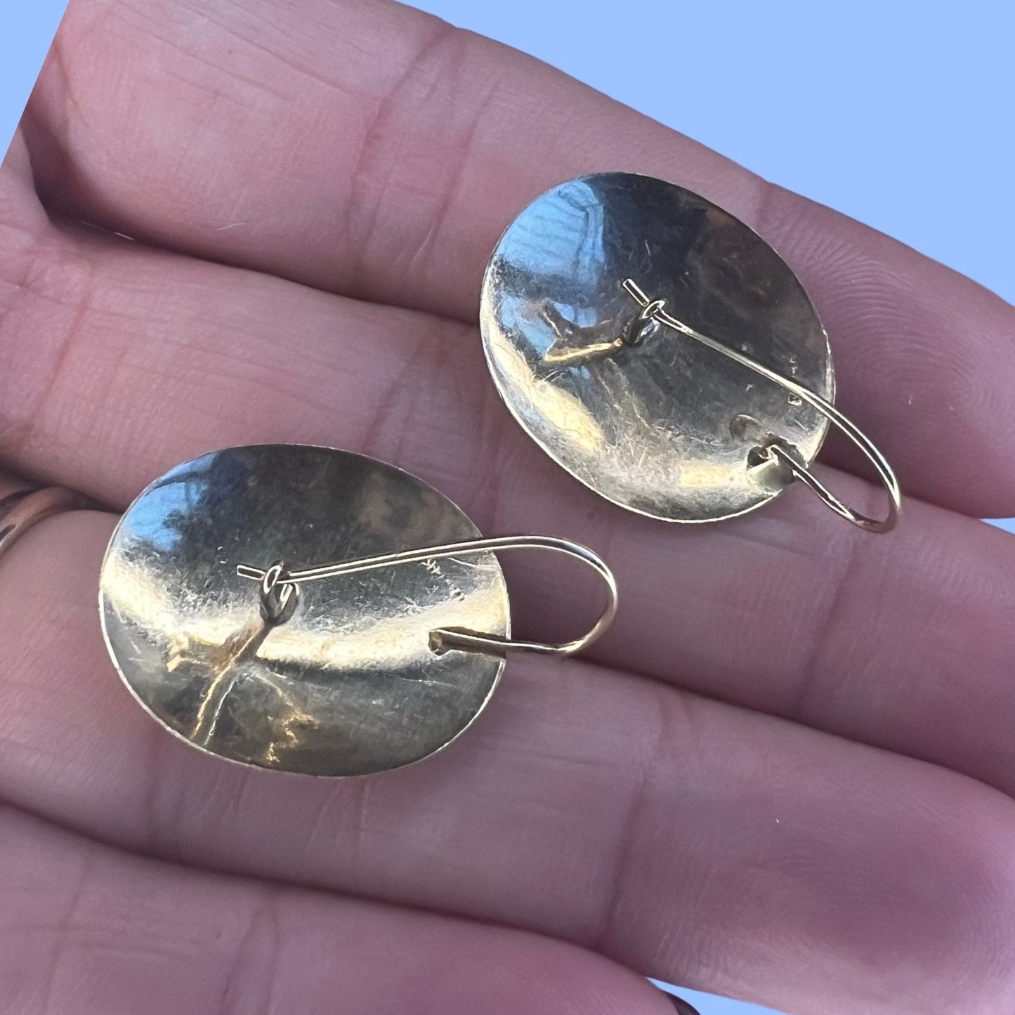 Vintage 14k French Hook Etched Disc Earrings